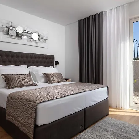 Le Soleil * Rogoznica (Sibenik-Knin)