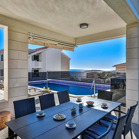 Le Soleil Villa Rogoznica (Sibenik-Knin)