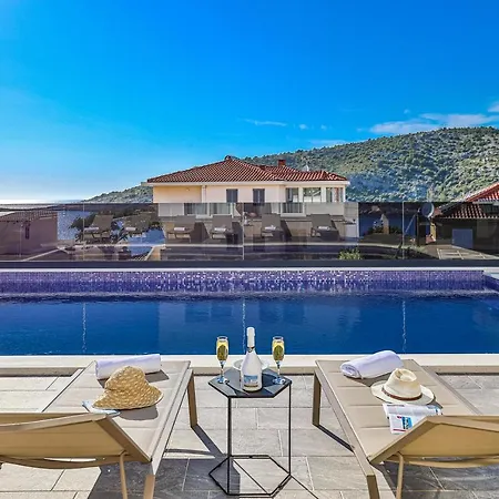 Le Soleil * Rogoznica (Sibenik-Knin)