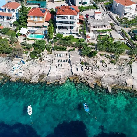 Le Soleil 罗戈兹尼察